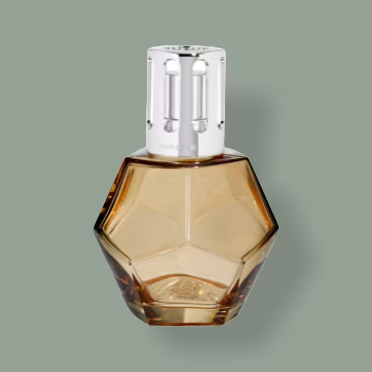 Geometri Honey, presentset/giftset katalytisk doftlampa med 250 ml Amber Powder, Vårens nyhet!