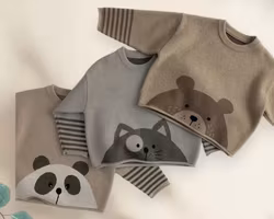 Stickad tröja för barn -brun björn 3-4år