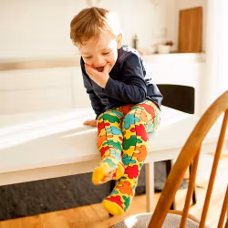 Puzzel! Barn strumpbyxor med halkskydd 0-6mån