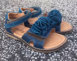 Bambi Sandal barn blå med volang -Stl 27