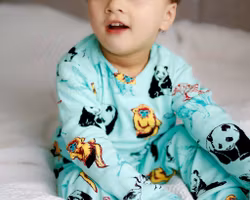 Barnkläder Långärmad t-shirt Tröja Turkosa- Panda och vänner 1-8år ekologisk bomull