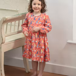 Barnklänning långärmad hoppande kaniner - 6mån-8år eko Piccalilly