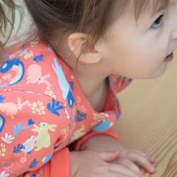 Babykläder Onepiece hoppande kaniner - Nyfödd - 6år eko bomull