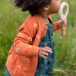 Underbar kofta cardigan för barn- regnbågs mönster - 12mån - 6år