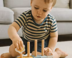 Träklossar för barn stad - Utvecklande bygg lek