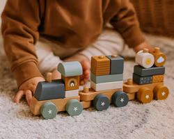 Leksakståg i trä med stapelbara klossar - Grönt