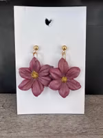 Örhänge i polymerlera - Blommor mörkrosa/röd
