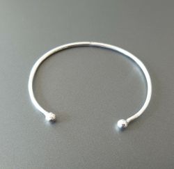 Armband med kulor