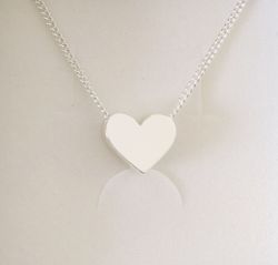'Oya' halsband med hjärta