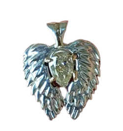 Änglavingar med diamant