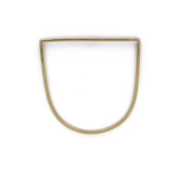 Clare Minimal D Bracelet Brass