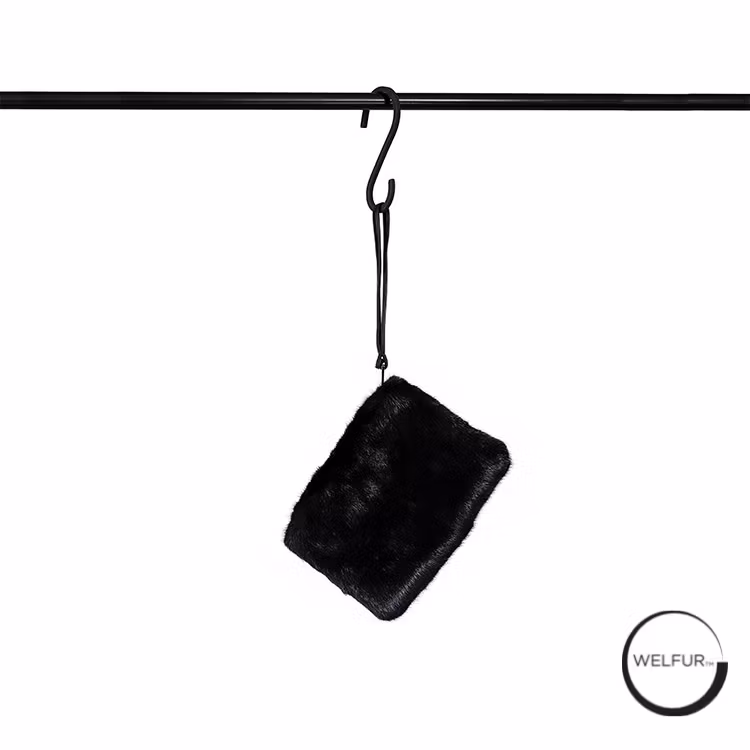 Mink Clutch black