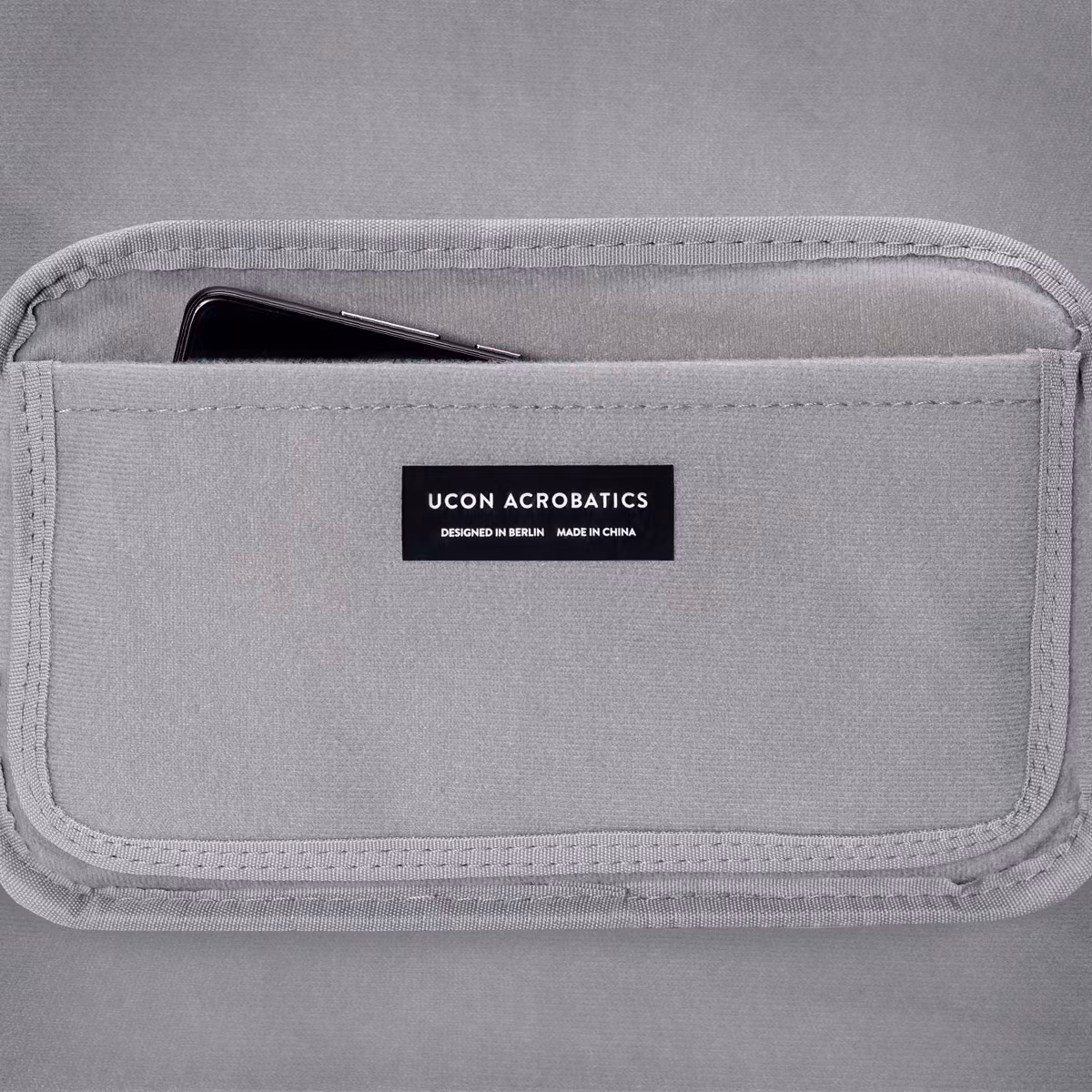 Ucon Acrobatics Jona Medium Bag Light Sand