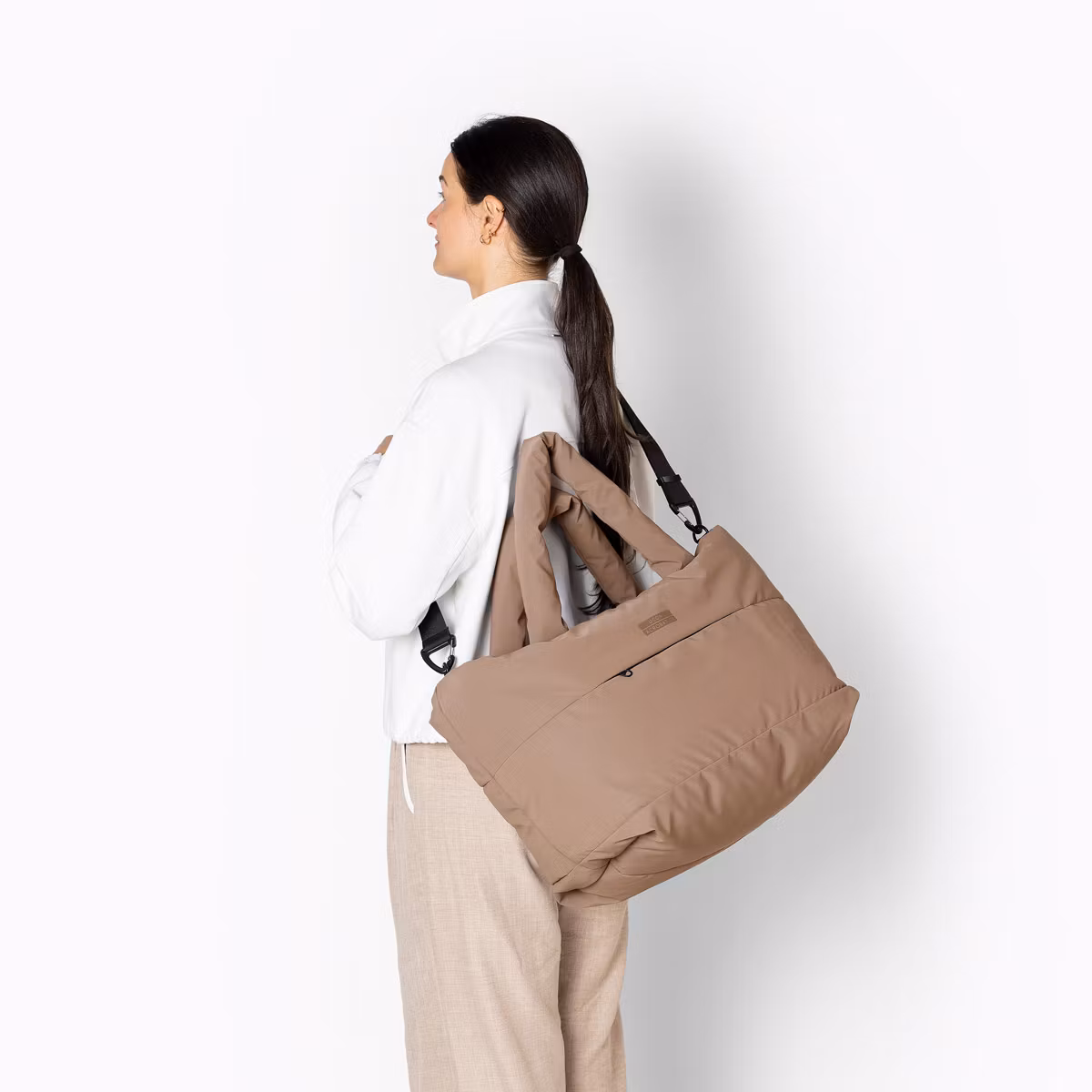 Ucon Acrobatics Olivia Medium Bag Earth