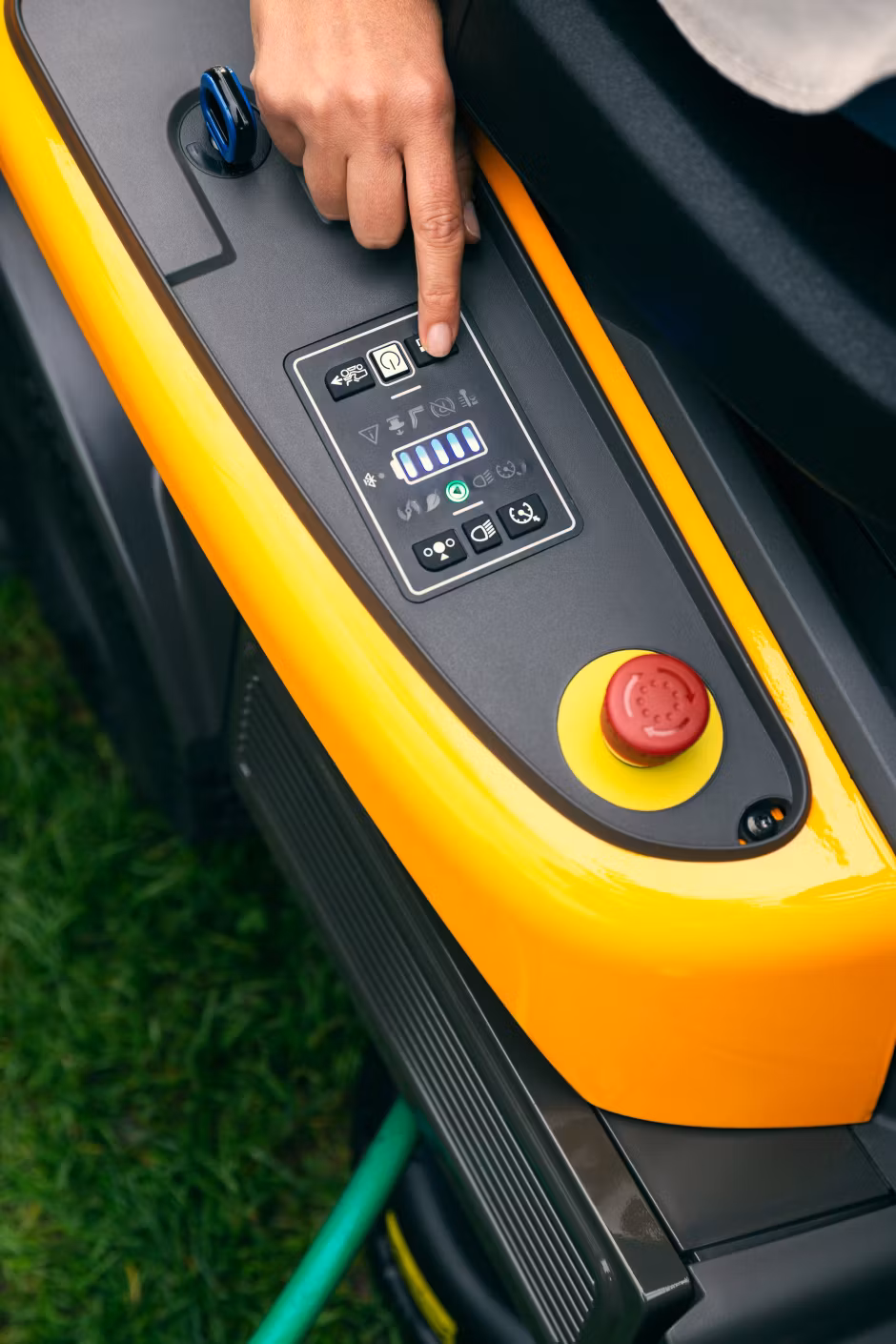 Stiga Swift 372e Batteridriven trädgårdstraktor