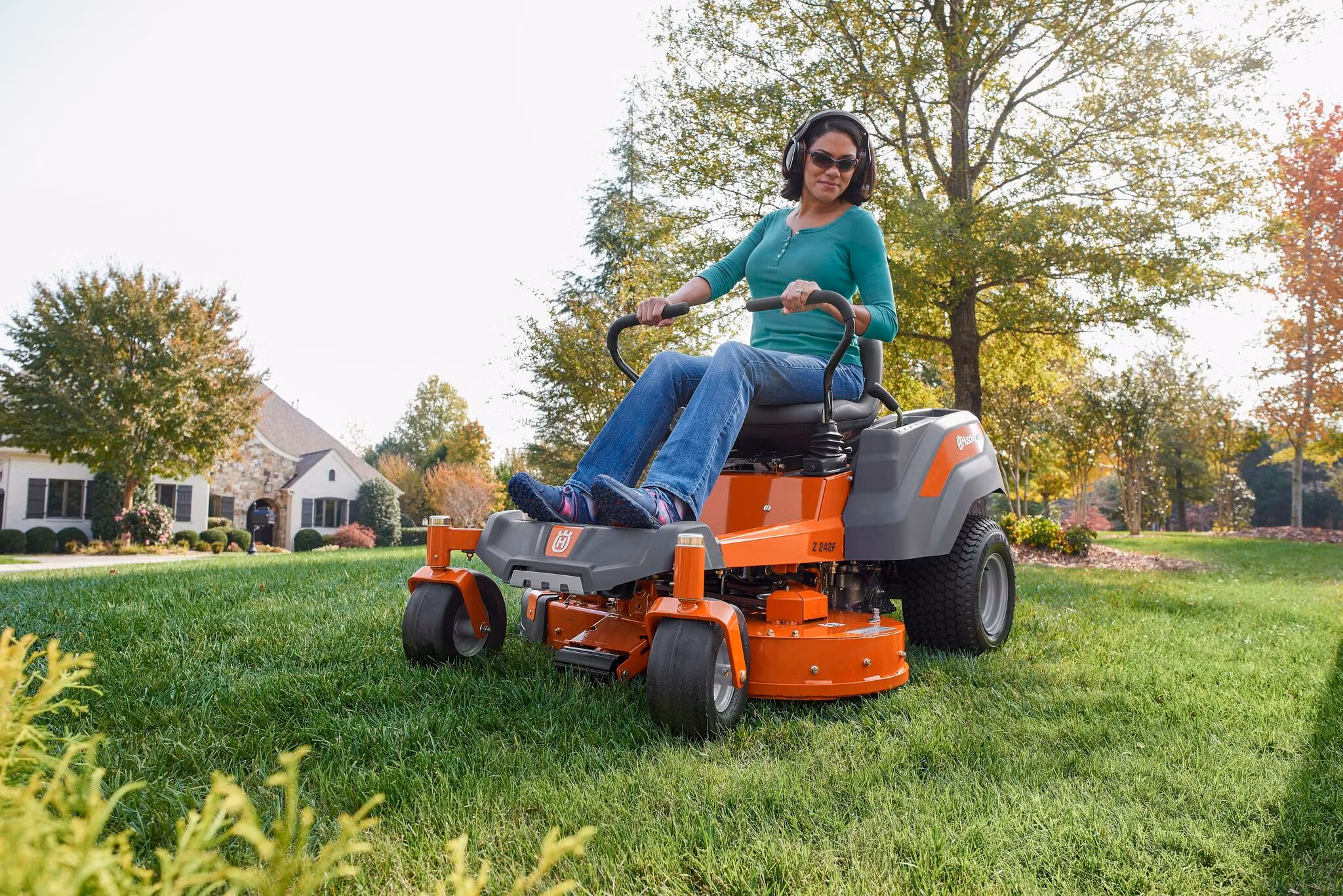 HUSQVARNA Z242F