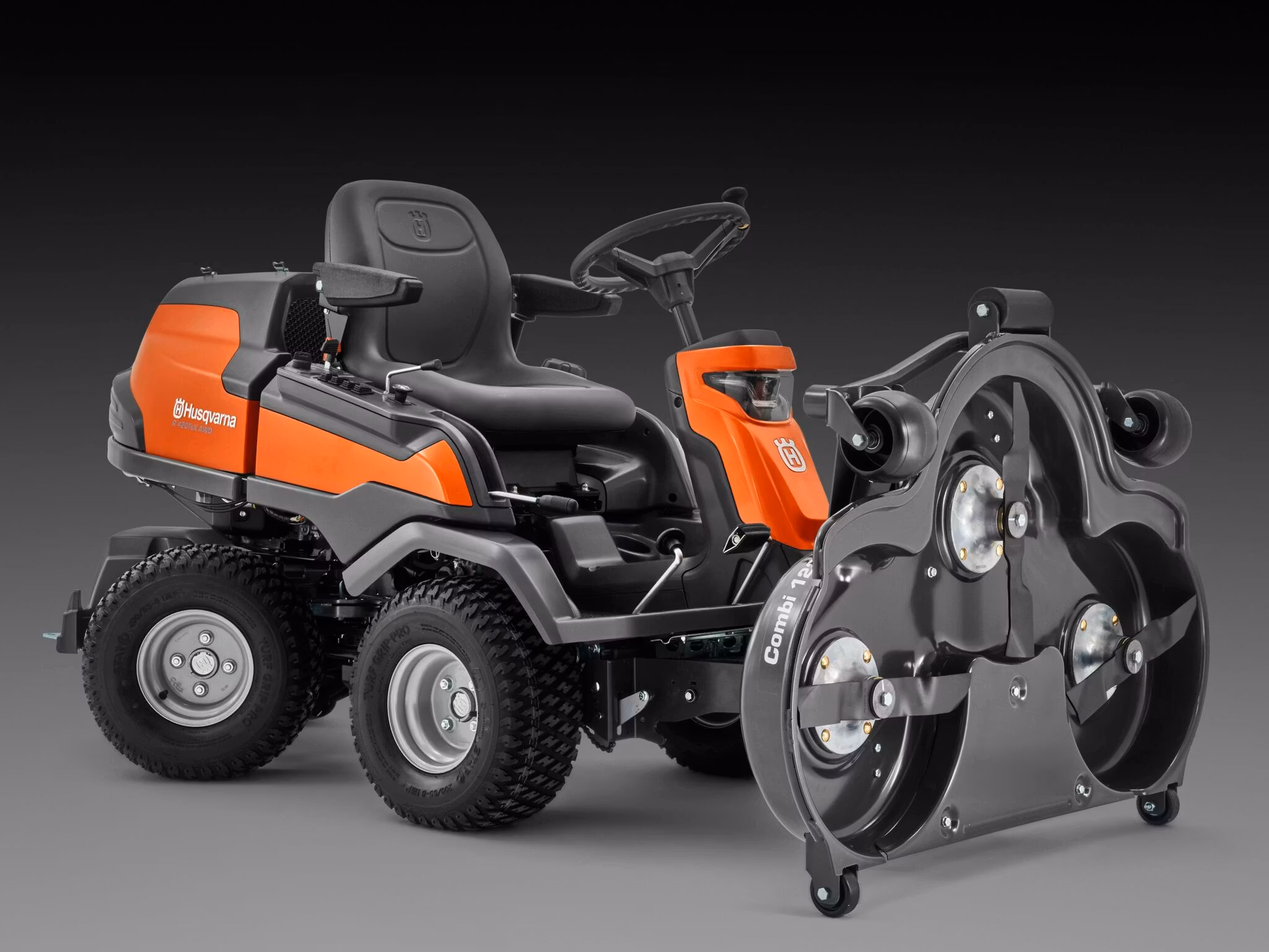 HUSQVARNA R 420TsX AWD