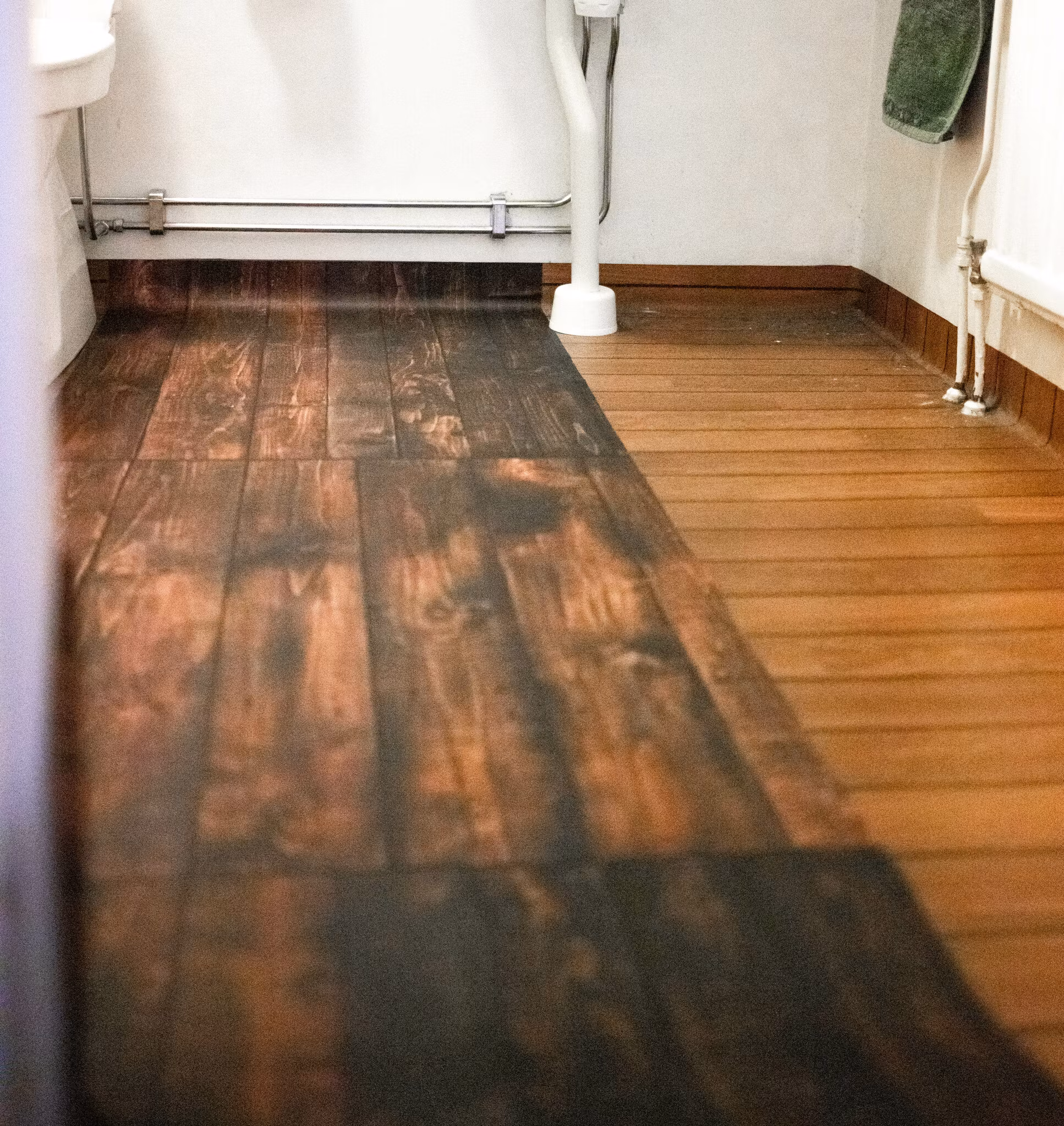 PREXIT 08 - Classic Old Wood