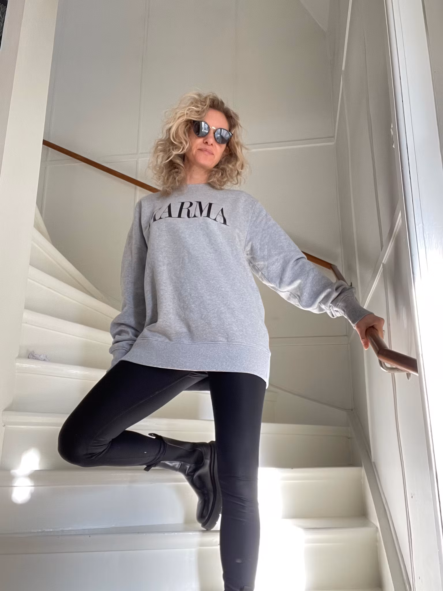 KARMA - SWEATER - GREY