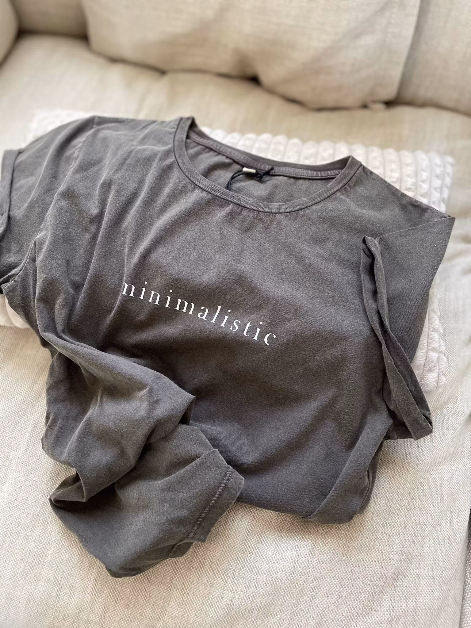 MINIMALISTIC - T-SHIRT - STONE WASHED GREY