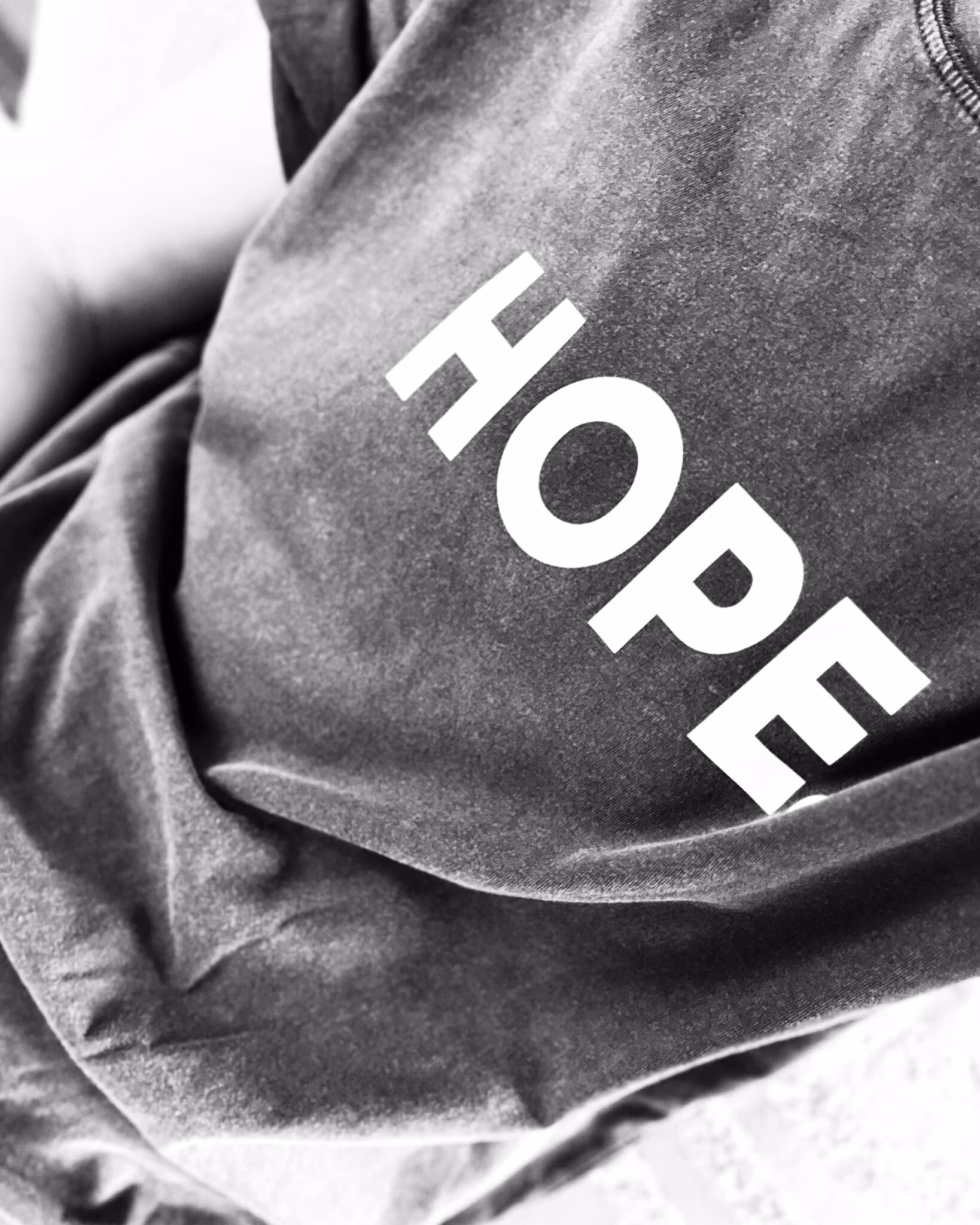 HOPE - UNISEX TEE - STONE WASHED GREYISH