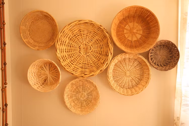 Korgvägg sju stycken korgar