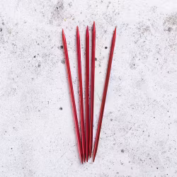 Järbo Röd strumpstickor 20 cm - 6 mm