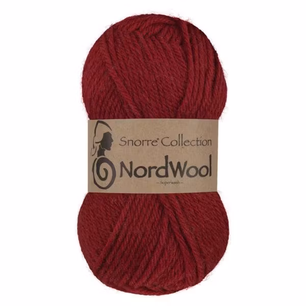 Snorre Collection Nordwool, 50g, 161 Vinröd – helt garnnystan med Nordwool-banderoll.