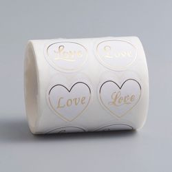 "Love" klistermärken