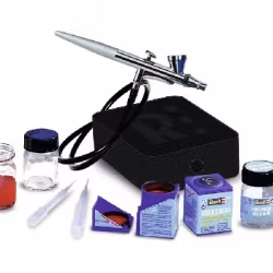 REVELL New Basic Set with Compressor