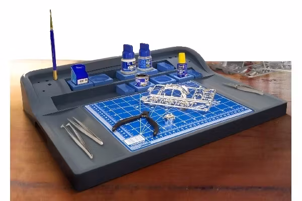 REVELL Work Station