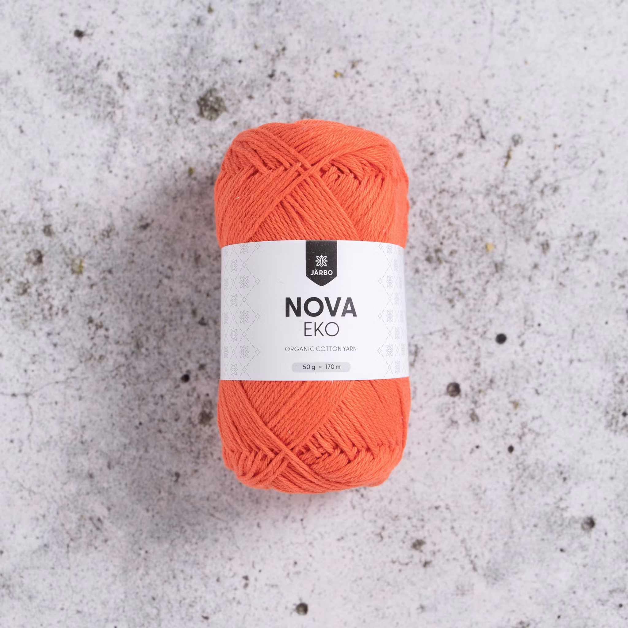 Järbo Nova Eko 255 Cherry On Top 50g – nystan ekologiskt bomullsgarn 8/4