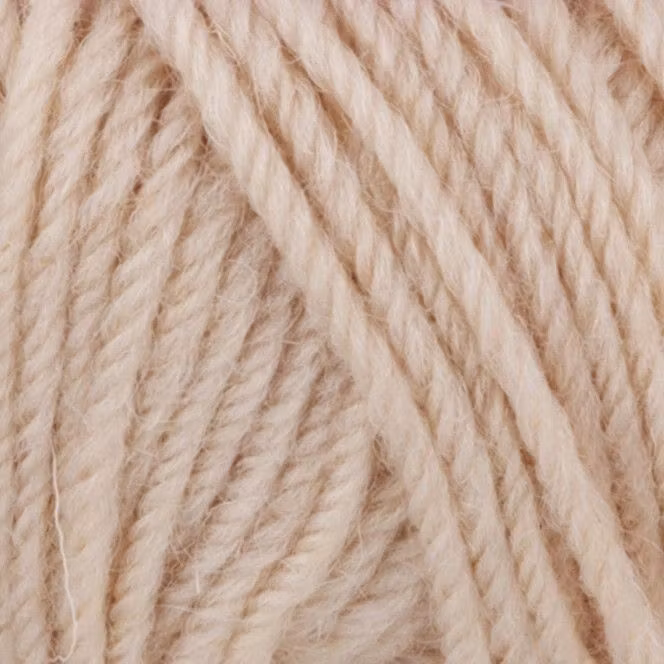 Närbild på Snorre Collection Nordwool, 50g, 107 Beige – garnets färg och struktur.