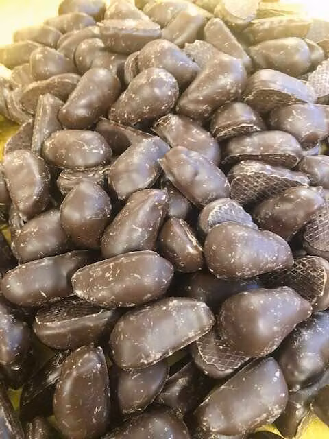 Choklad doppad päron gelé.