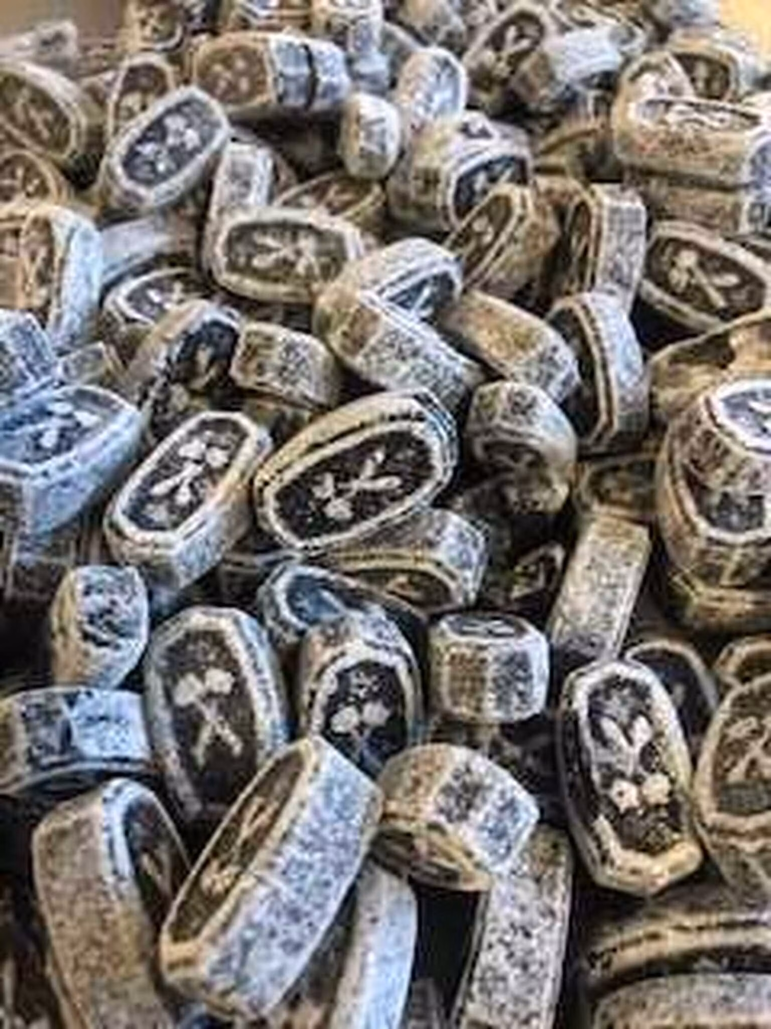 Lakrits chilli karameller.