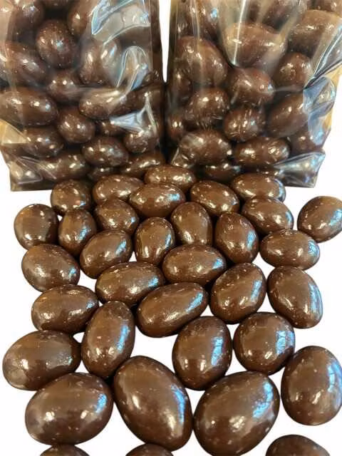 Mörk Choklad & Havssaltmandlar