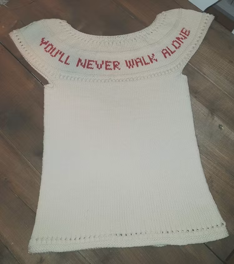 Mønster på sommertoppen : YNWA