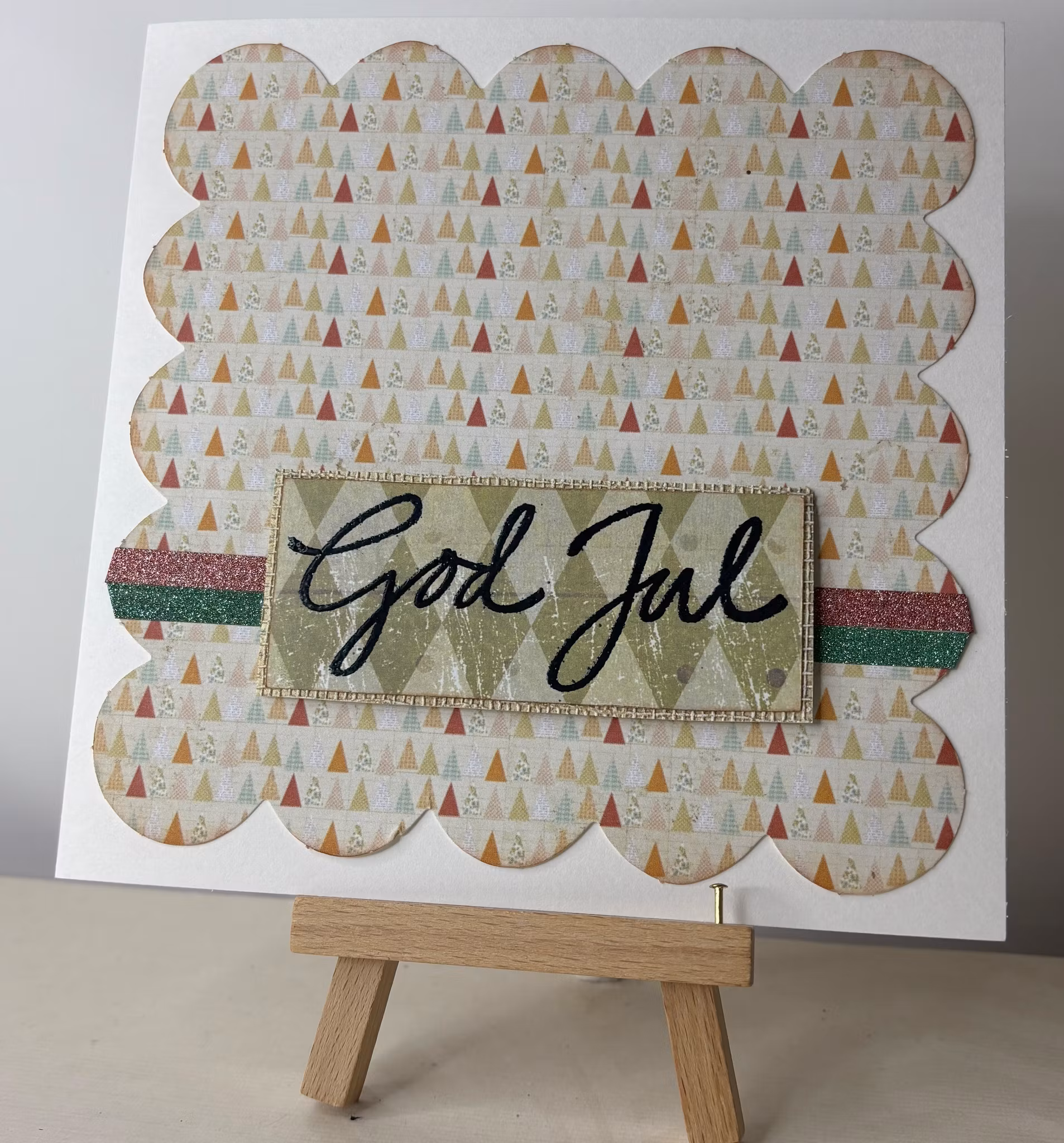 Handgjorda kort av JessieL: God Jul - Massa smågranar