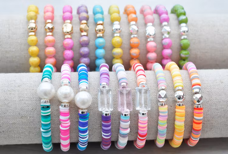 REA: Heishi pärlor grön mix, 1 sträng