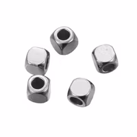 Kirurgiskt stål kuber 3x3 mm, ca 50 st