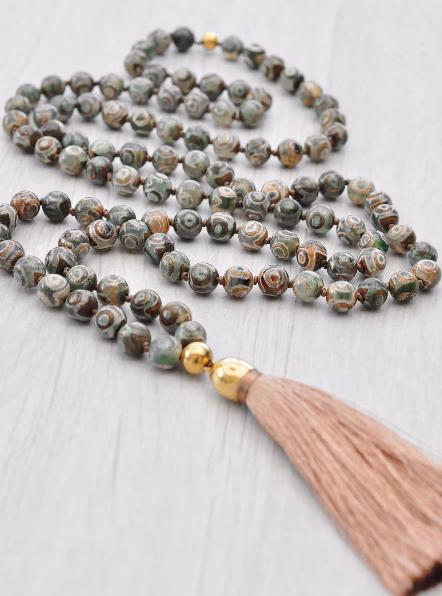 Tibetansk halvädelsten Dzi grön & brun 6 mm, 1 sträng