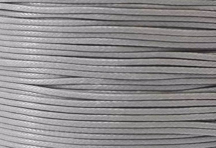 Vaxad bomullstråd 1 mm ljusgrå, 5 m