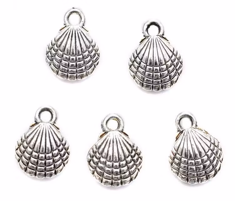 REA: Antikfärgade berlocker snäckor, 10 st