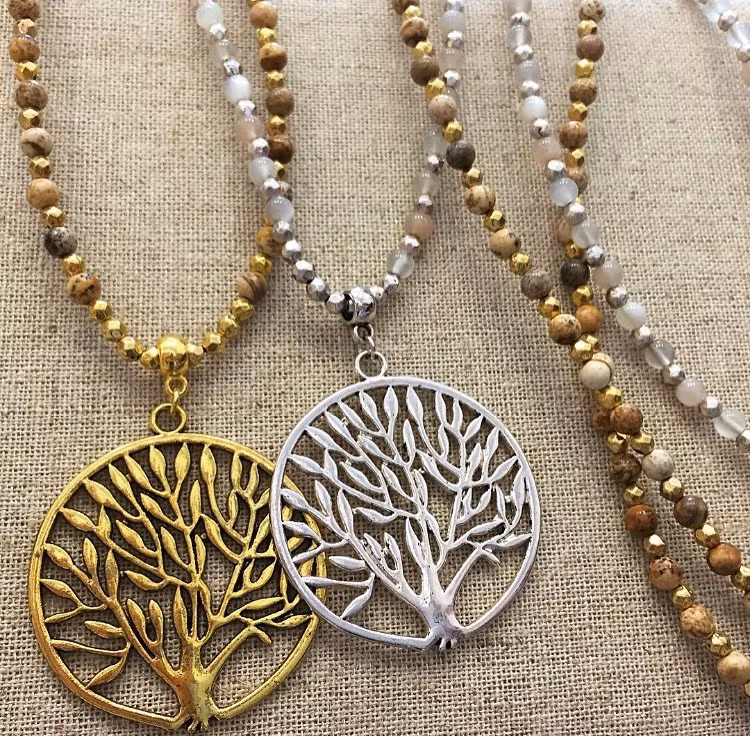 Antikt guldfärgat stort hänge livets träd, 1 st