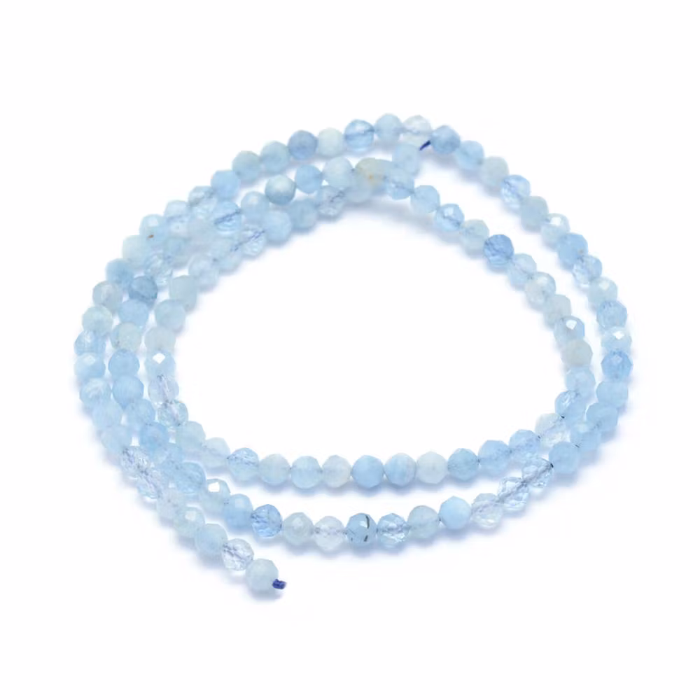 Facetterad akvamarin 3-3.5 mm, 1 sträng