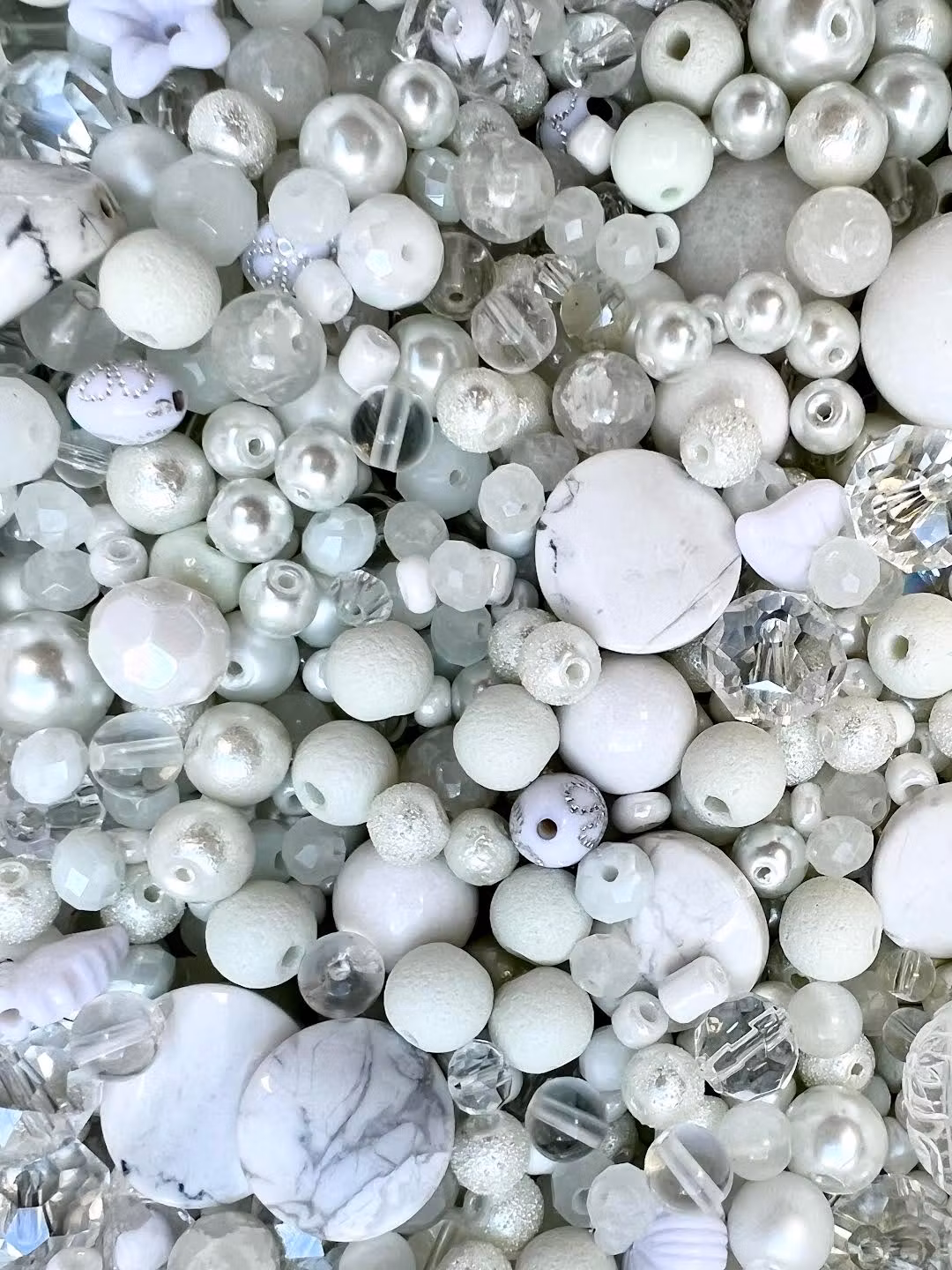 Pärlmix vit/glas, ca 80 gr