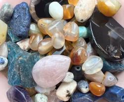 REA: Mixade små & stora bumlingar med hål 2:a sort, 10 st