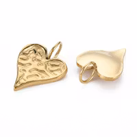 Guldfärgat rostfritt stål hänge mönstrat hjärta med PVD plätering, 1 st