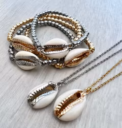 Antikfärgat hänge näcka, 1 st