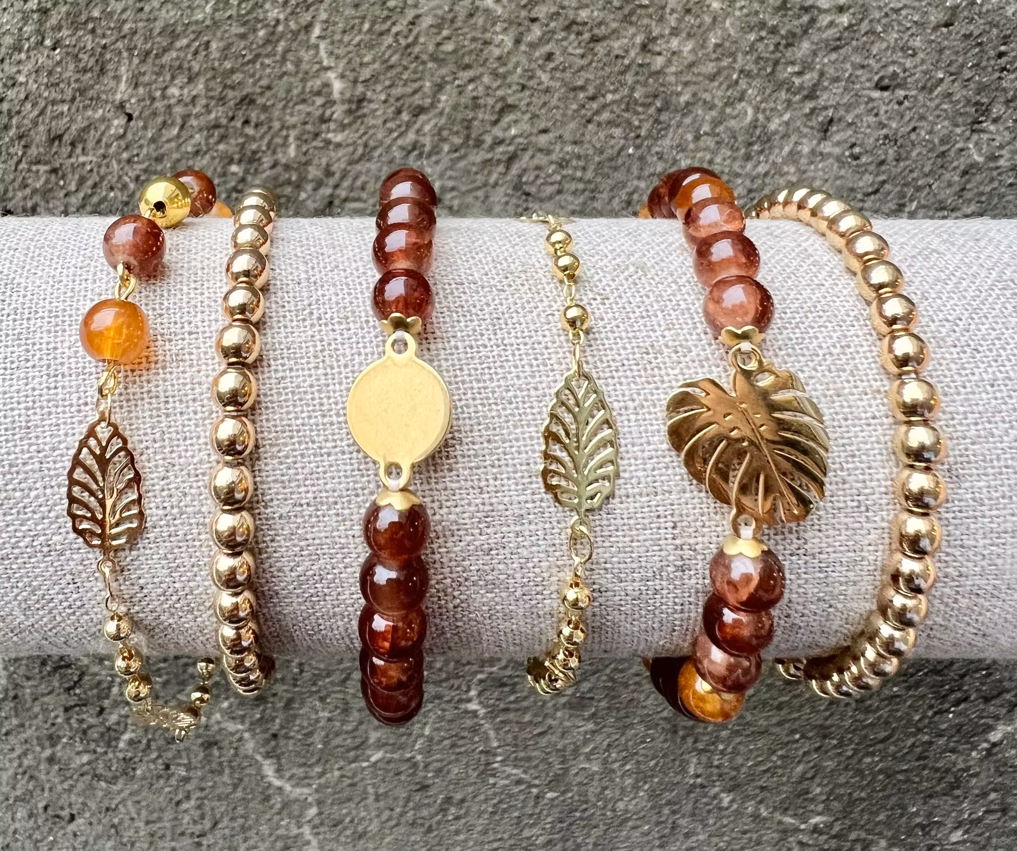 Guldfärgat rostfritt stål connector tag med PVD plätering, 10 st